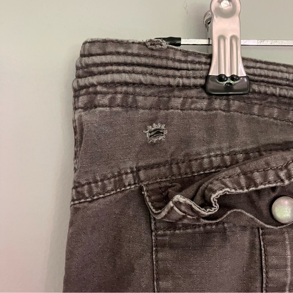 Brandy Melville Kim Cargo Pants Brown Utility Pants One Size - Picture 6 of 8